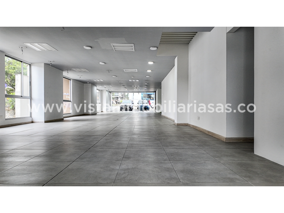 Retail space for rent in Avenida Santander, Manizales