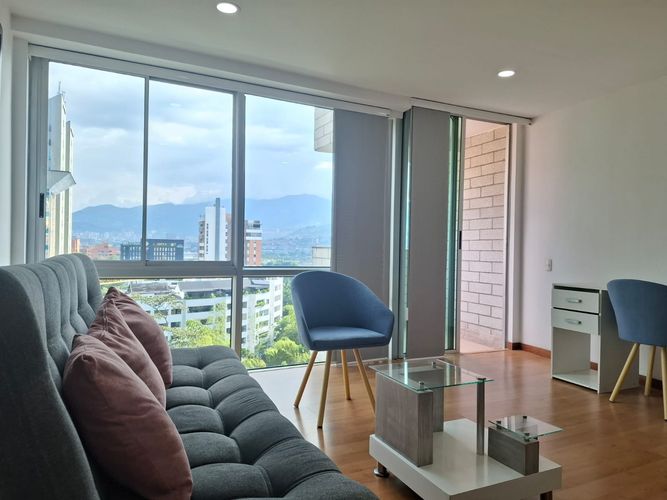 Apartamento de 1 alcoba en arriendo en El Poblado, Medellín, 52 m² · foto 2 de 13