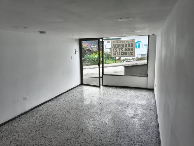 Oficina en arriendo en Versalles, Manizales, 26 m² · foto 3 de 5