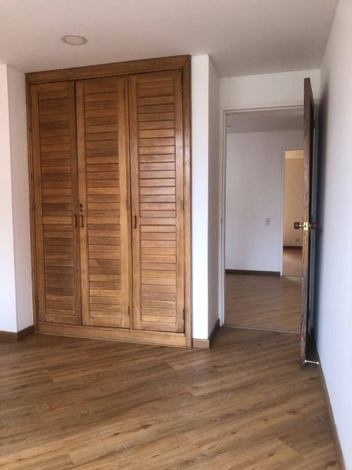 Apartamento de 3 alcobas en venta en Chico Norte, Bogotá, 168 m² · foto 17 de 24