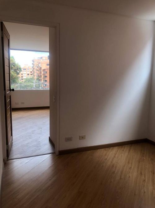 Apartamento de 3 alcobas en venta en Chico Norte, Bogotá, 168 m² · foto 19 de 24