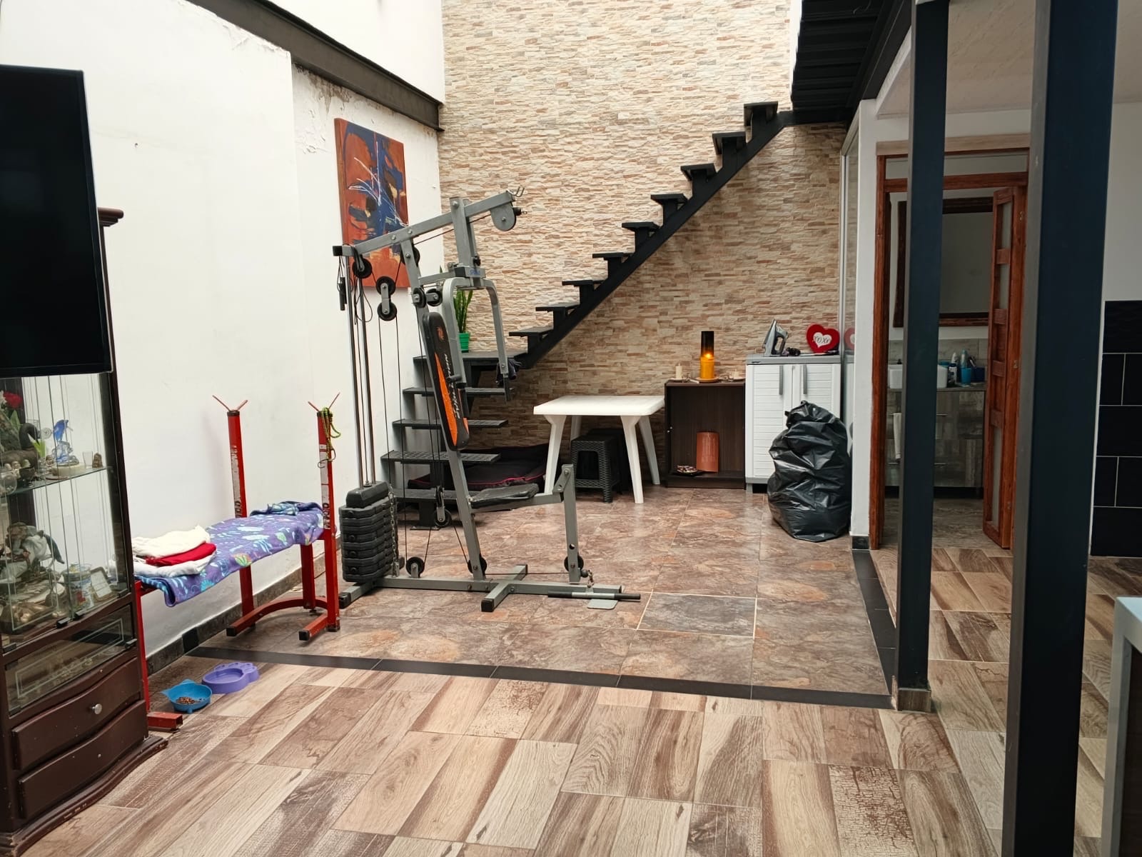 Casa en venta en Alamos, Bogotá · foto 3 de 24