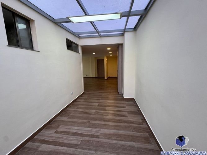 Apartamento de 3 alcobas en venta en Loma De Las Brujas, Envigado, 98 m² · foto 4 de 15
