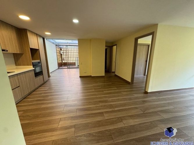 Apartamento de 3 alcobas en venta en Loma De Las Brujas, Envigado, 98 m² · foto 8 de 15