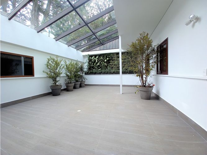 Casa de 4 alcobas en venta en Santa Ana Oriental, Bogotá, 888 m² · foto 9 de 24