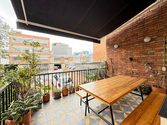 Casa de 3 alcobas en venta en San Felipe, Bogotá, 420 m² · foto 6 de 17