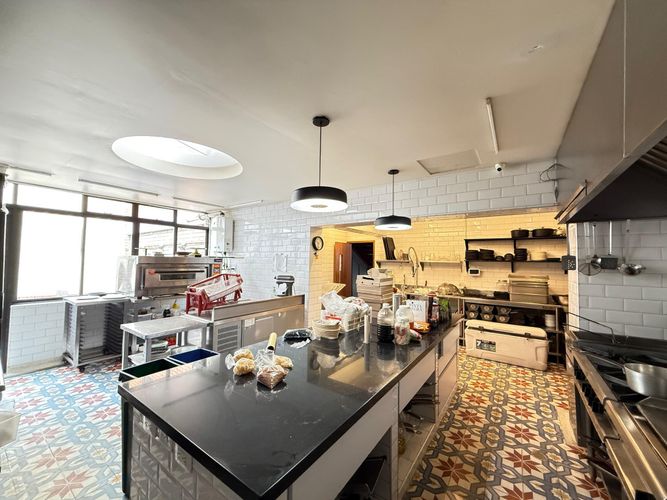 Casa de 3 alcobas en venta en San Felipe, Bogotá, 420 m² · foto 8 de 17