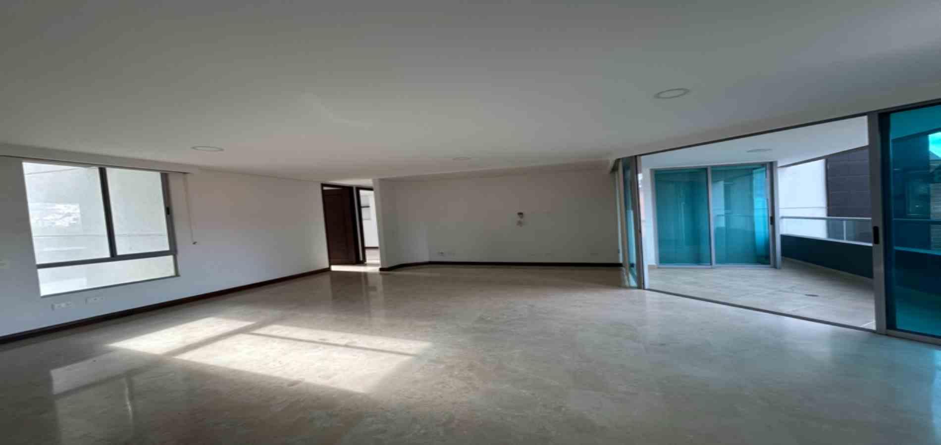 Apartamento en Arriendo en Laureles, Medellín