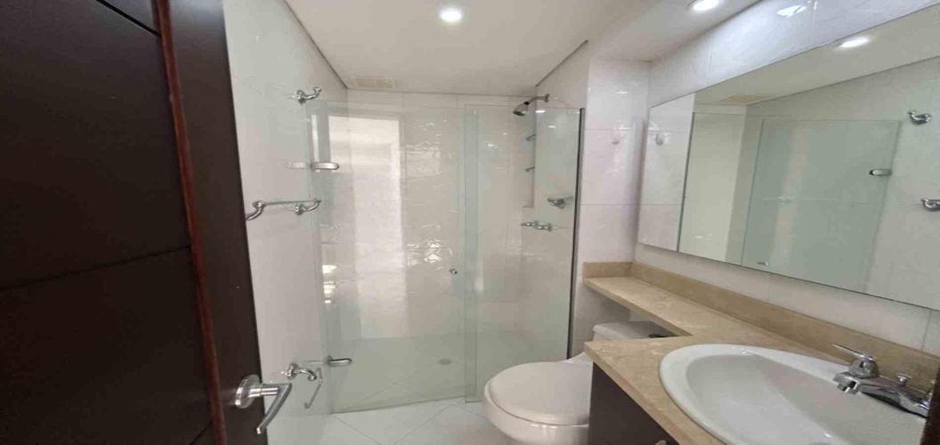 Apartamento de 4 alcobas en arriendo en Bolivariana, Medellín, 100 m² · foto 12 de 16