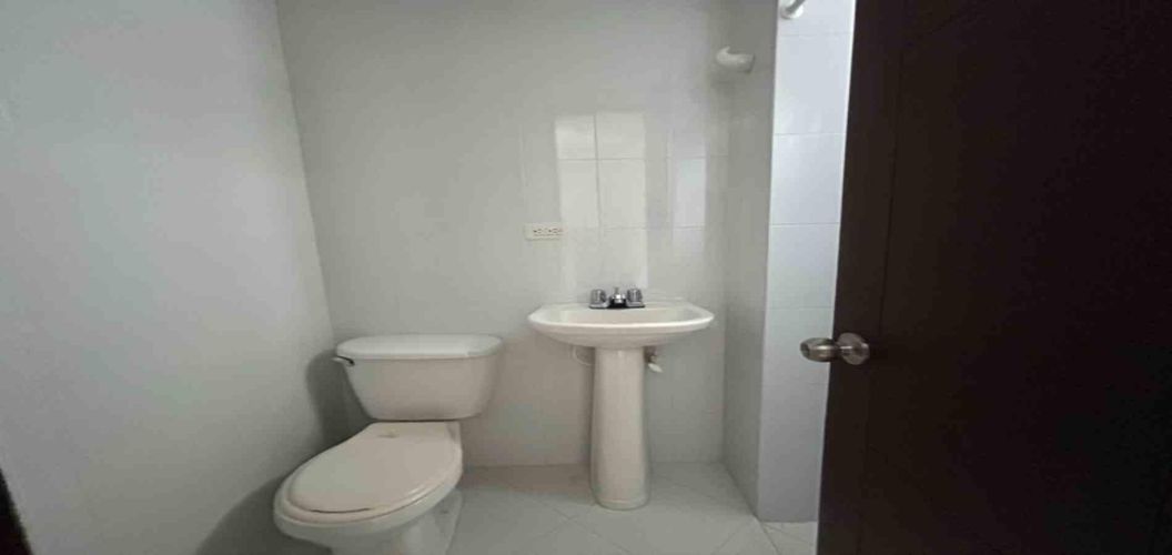Apartamento de 4 alcobas en arriendo en Bolivariana, Medellín, 100 m² · foto 13 de 16