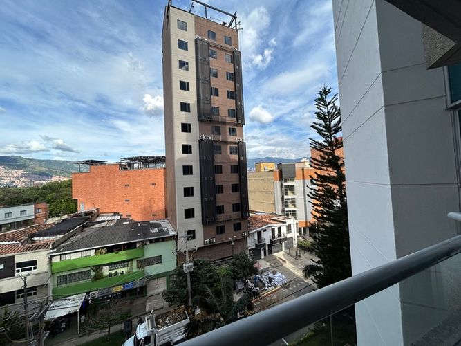 Apartamento de 4 alcobas en arriendo en Bolivariana, Medellín, 100 m² · foto 16 de 16
