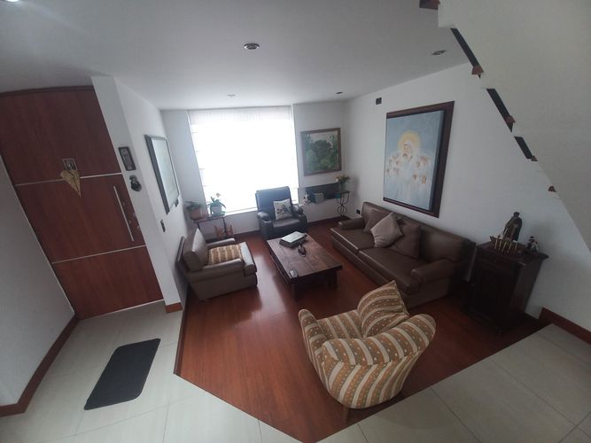 Casa en venta en La Estrella, Chía · foto 3 de 24