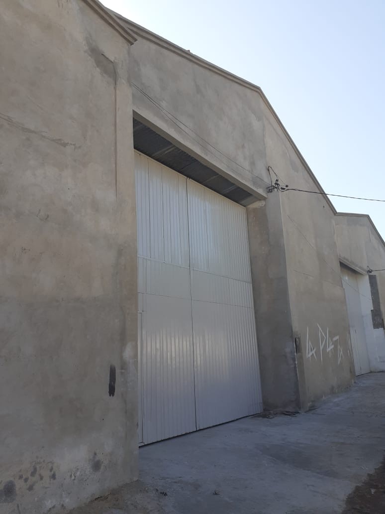 ALQUILO DEPOSITO 400M2 IDEAL ZONA SAJONIA — foto 2