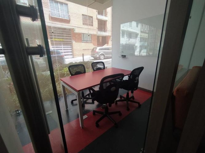 Apartaestudio en venta en Chapinero, Bogotá, 38 m² · foto 10 de 24