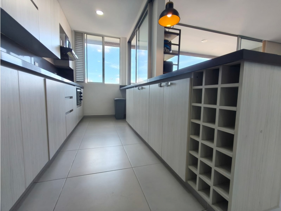 Apartamento en venta en Suramérica, La Estrella · foto 10 de 24