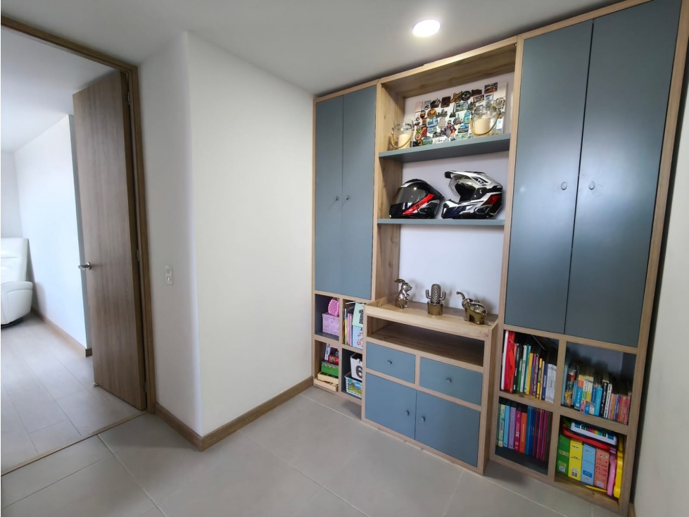 Apartamento en venta en Suramérica, La Estrella · foto 15 de 24