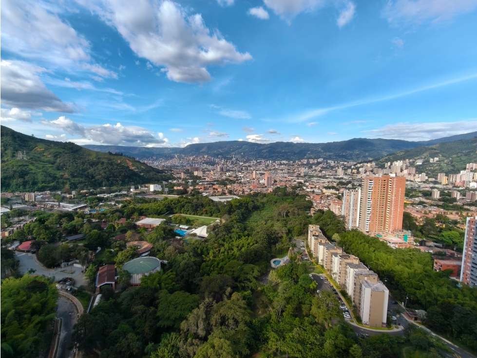 Apartamento en venta en Suramérica, La Estrella · foto 18 de 24