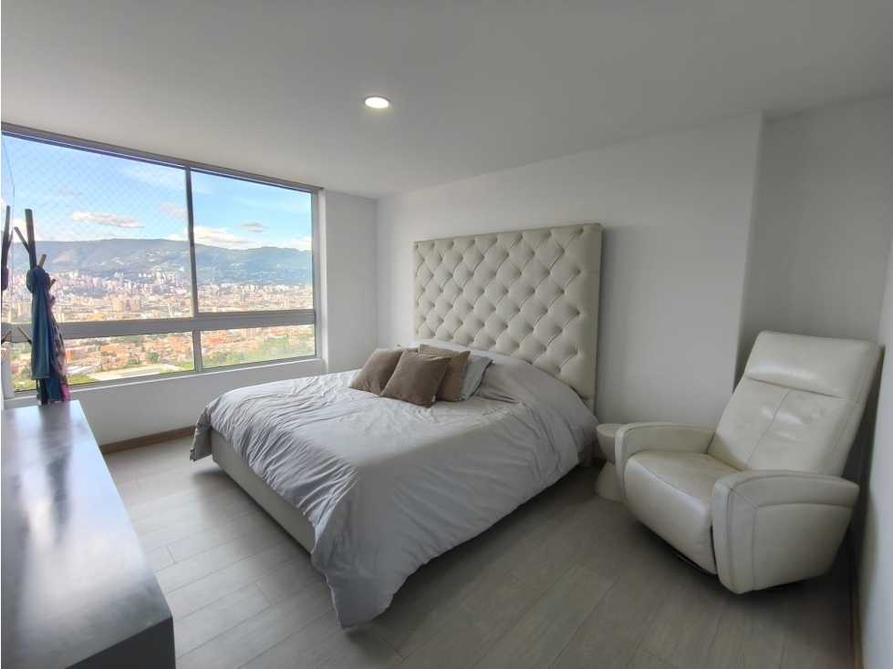 Apartamento en venta en Suramérica, La Estrella · foto 22 de 24