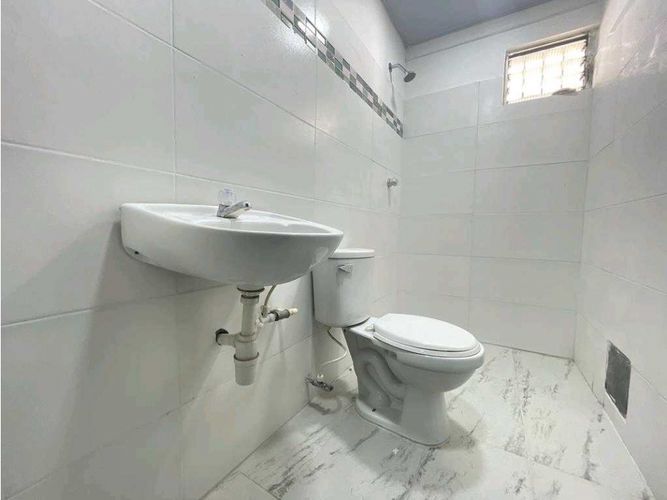 Oficina en arriendo en Boston, Medellín, 30 m² · foto 8 de 15