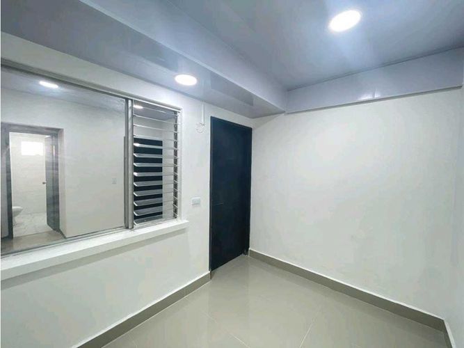 Oficina en arriendo en Boston, Medellín, 30 m² · foto 12 de 15