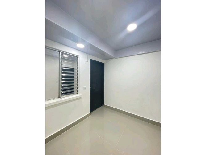 Oficina en arriendo en Boston, Medellín, 30 m² · foto 13 de 15