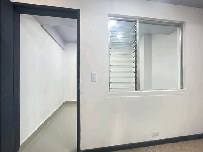 Oficina en arriendo en Boston, Medellín, 30 m² · foto 15 de 15