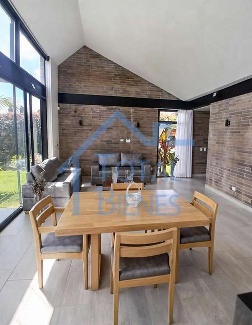 Casa de 4 alcobas en venta en Pantanillo, Envigado, 280 m² · foto 13 de 24