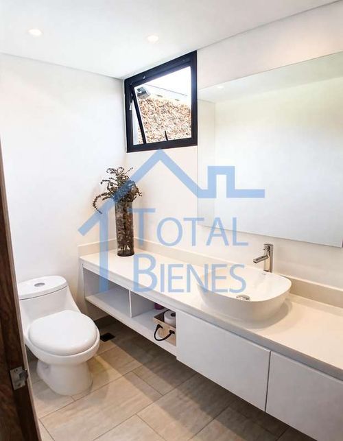 Casa de 4 alcobas en venta en Pantanillo, Envigado, 280 m² · foto 20 de 24