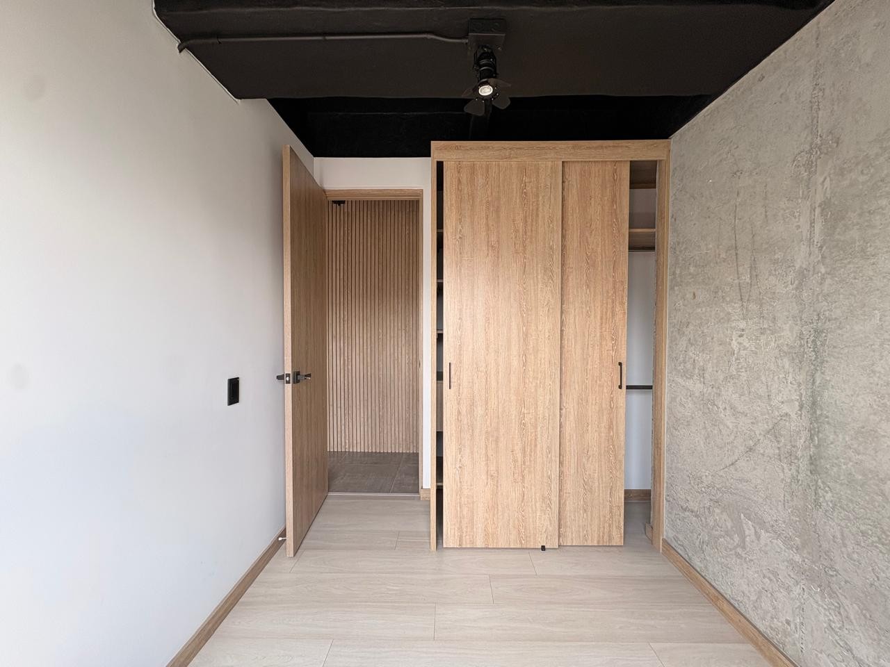 Apartamento en arriendo en Tres Esquinas, Sabaneta · foto 8 de 15
