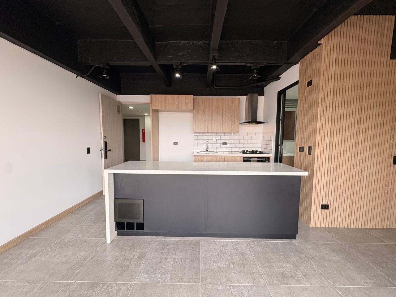 Apartamento en arriendo en Tres Esquinas, Sabaneta · foto 6 de 15