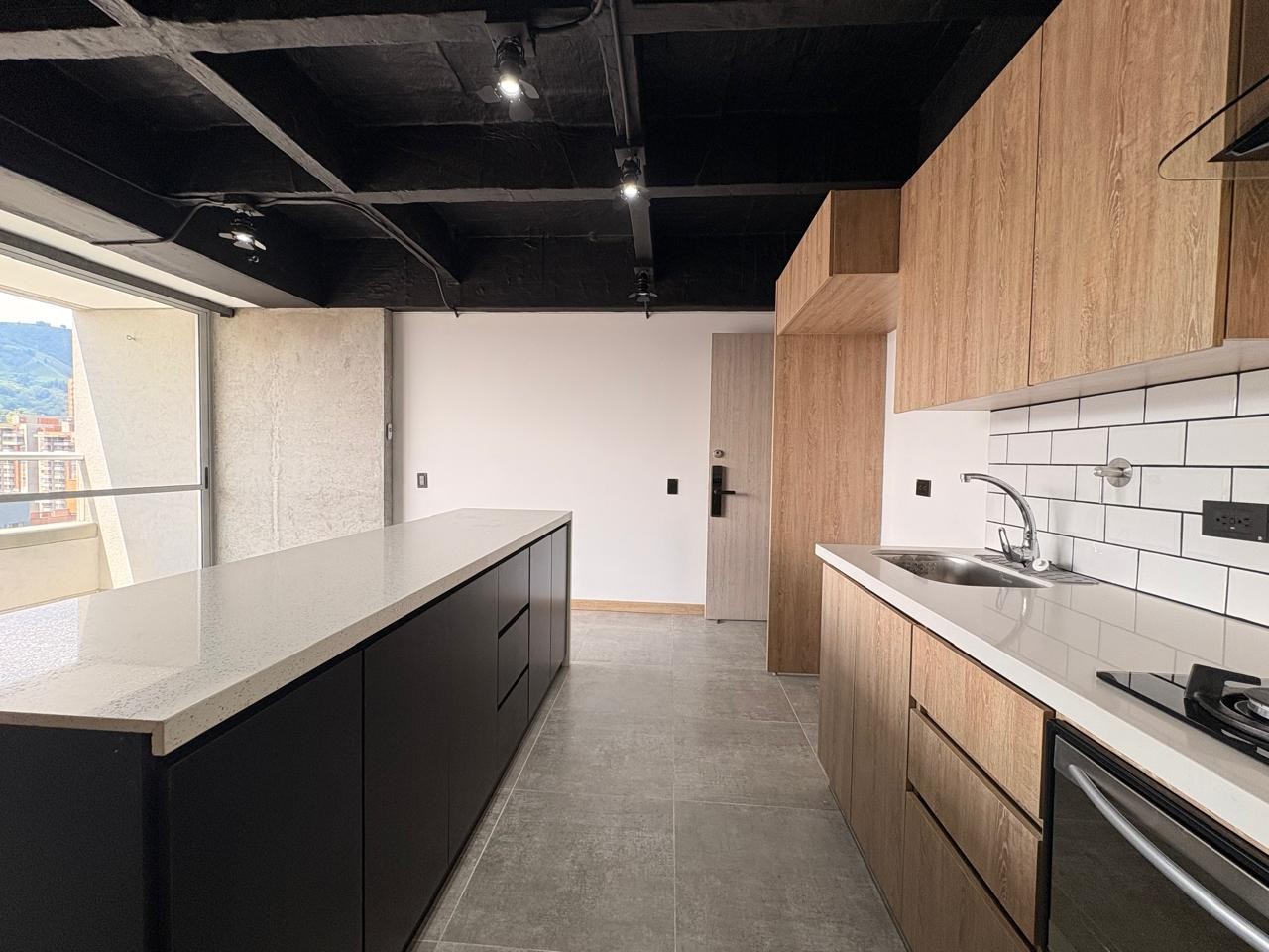 Apartamento en arriendo en Tres Esquinas, Sabaneta · foto 4 de 15
