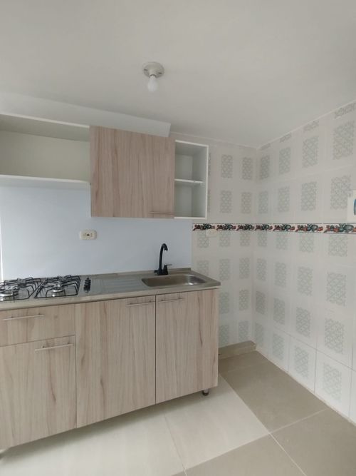 Apartamento de 3 alcobas en venta en Parque Campestre, Soacha, 44 m² · foto 5 de 12