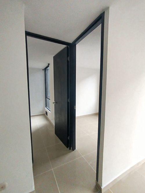 Apartamento de 3 alcobas en venta en Parque Campestre, Soacha, 44 m² · foto 7 de 12