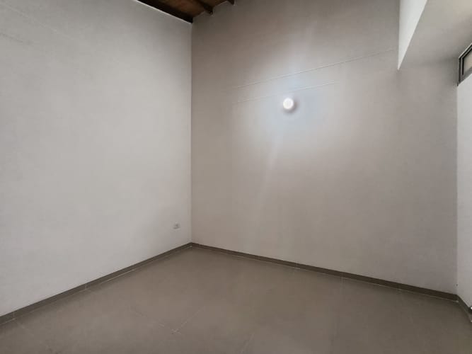 Casa de 4 alcobas en venta en Colinas De Vista Hermosa, Villa del Rosario, 220 m² · foto 11 de 19