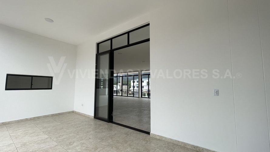 Local en arriendo en Patios Centro, Los Patios, 350 m² · foto 4 de 10