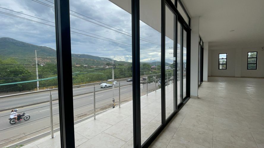 Local en arriendo en Patios Centro, Los Patios, 350 m² · foto 5 de 10