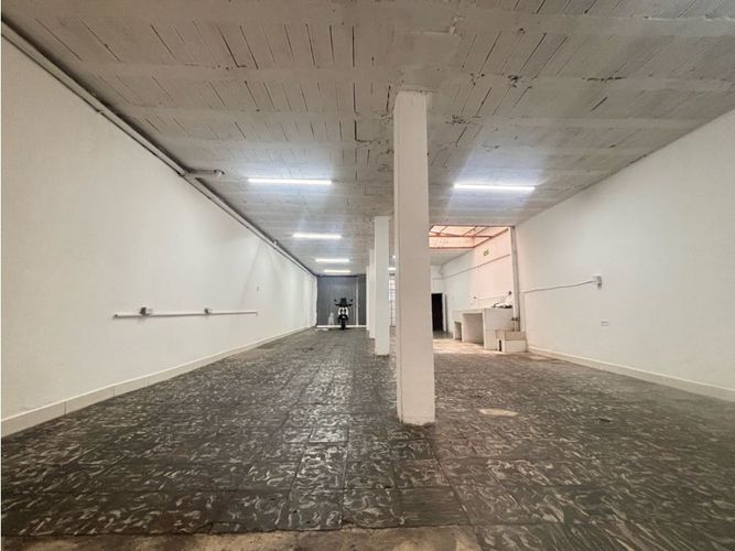 Bodega en arriendo en Cristobal, Medellín, 120 m² · foto 5 de 6