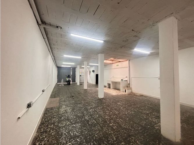 Bodega en arriendo en Cristobal, Medellín, 120 m² · foto 6 de 6