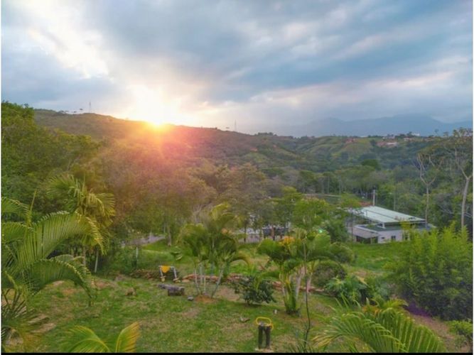 Lote en venta en San Antonio, Jamundí, 1582 m² · foto 4 de 8