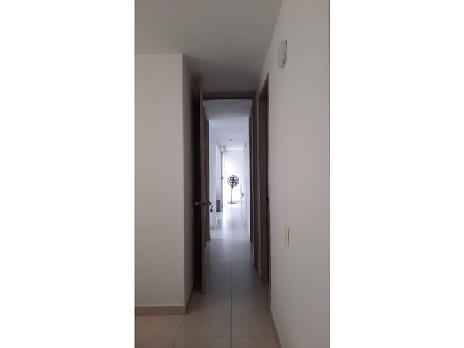 Apartamento de 2 alcobas en venta en Ub. Quintas De Bolivar, Jamundí, 54 m² · foto 23 de 24