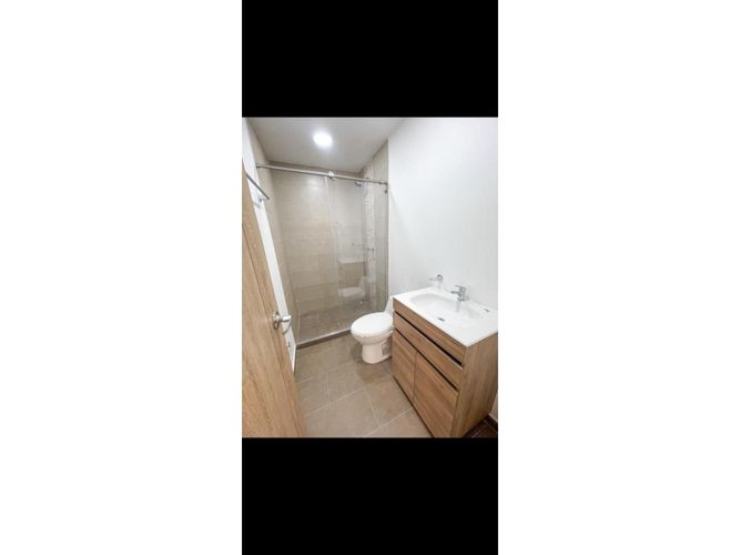 Casa de 4 alcobas en venta en Jamundí, 225 m² · foto 3 de 5