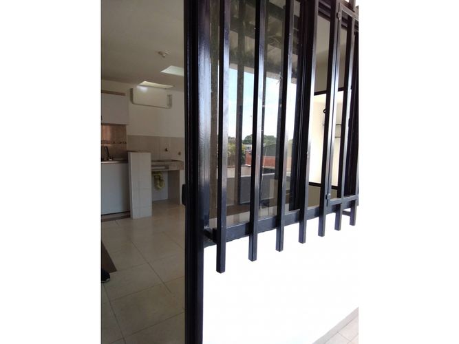 Edificio en venta en Ciudad Capri, Cali, 645 m² · foto 8 de 22