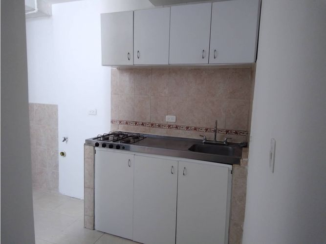 Edificio en venta en Ciudad Capri, Cali, 645 m² · foto 10 de 22
