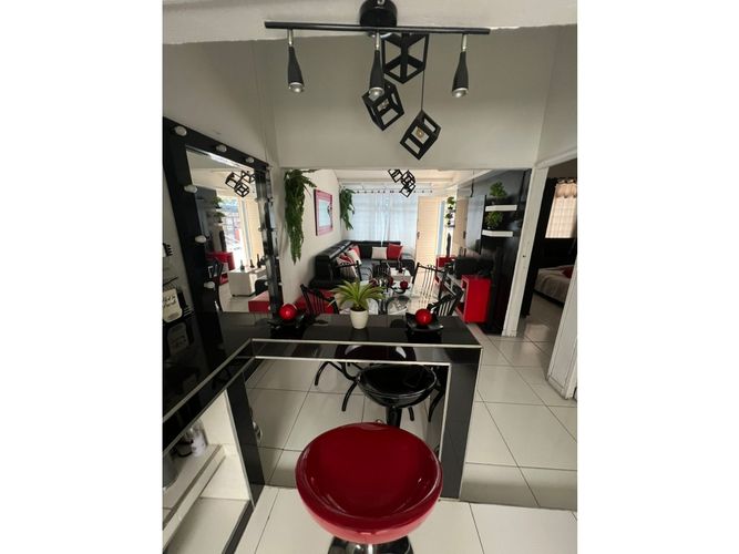 Casa de 5 alcobas en venta en La Selva, Cali, 375 m² · foto 10 de 24