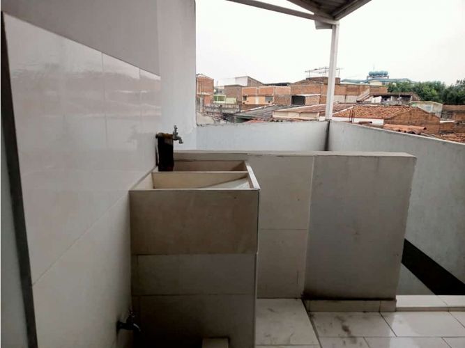 Casa de 7 alcobas en venta en Santa Elena, Cali, 400 m² · foto 15 de 19