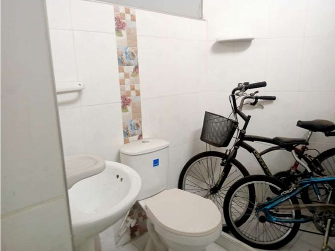 Casa de 7 alcobas en venta en Santa Elena, Cali, 400 m² · foto 18 de 19