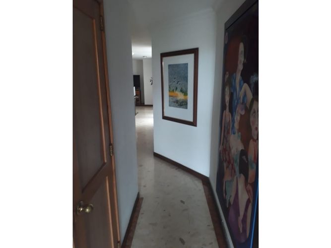 Apartamento de 4 alcobas en venta en Chipichape, Cali, 135 m² · foto 7 de 20