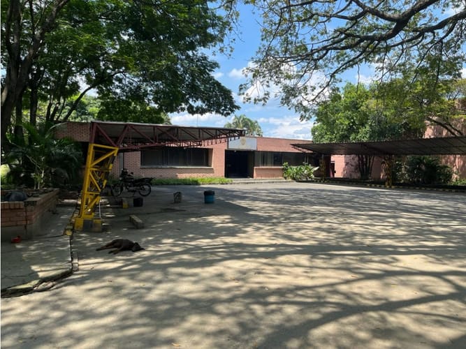 Bodega en venta en Zona Industrial, Yumbo, 2282 m² · foto 14 de 23
