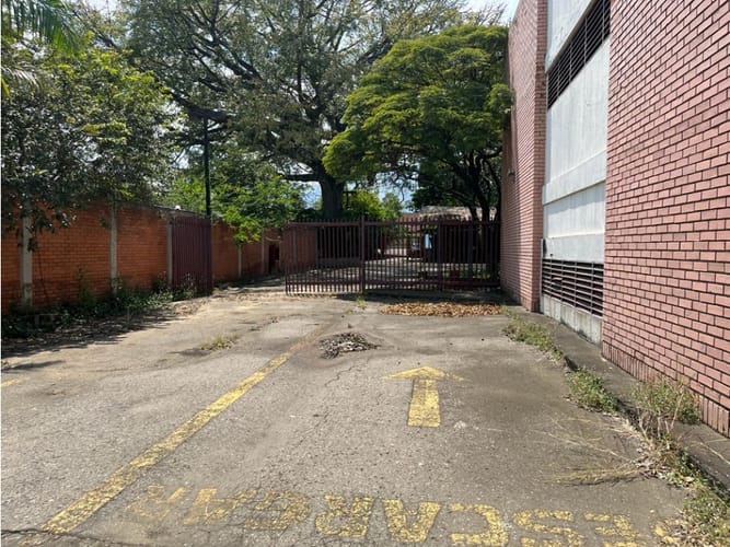 Bodega en venta en Zona Industrial, Yumbo, 2282 m² · foto 23 de 23