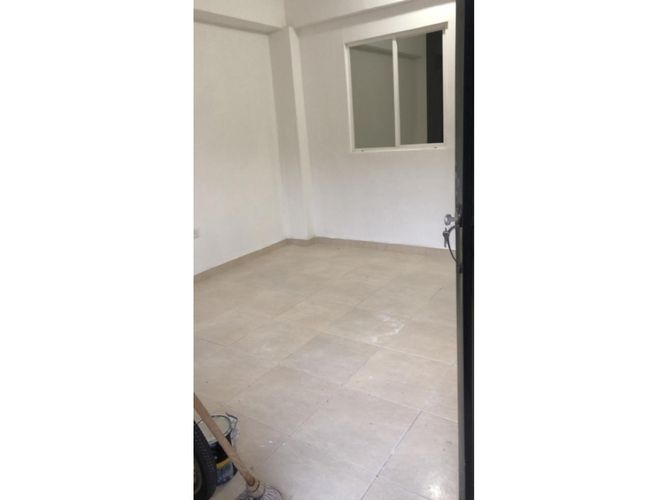 Edificio en venta en Olimpico, Cali, 930 m² · foto 3 de 24